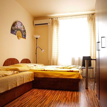 Top Apartment Budapest Esterno foto